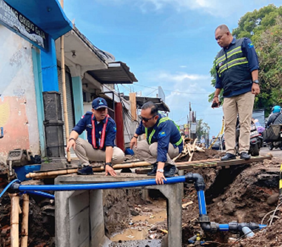 UNTUK MASYARAKAT: Proyek perbaikan dari Pemerintah Kota Malang, di antaranya di Jalan Cengger Ayam Dalam, IR Rais, Cucak Rowo, Kolonel Sugiono, Kalpataru, dan Garbis.