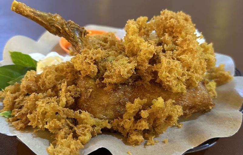 Ilustrasi ayam kremes