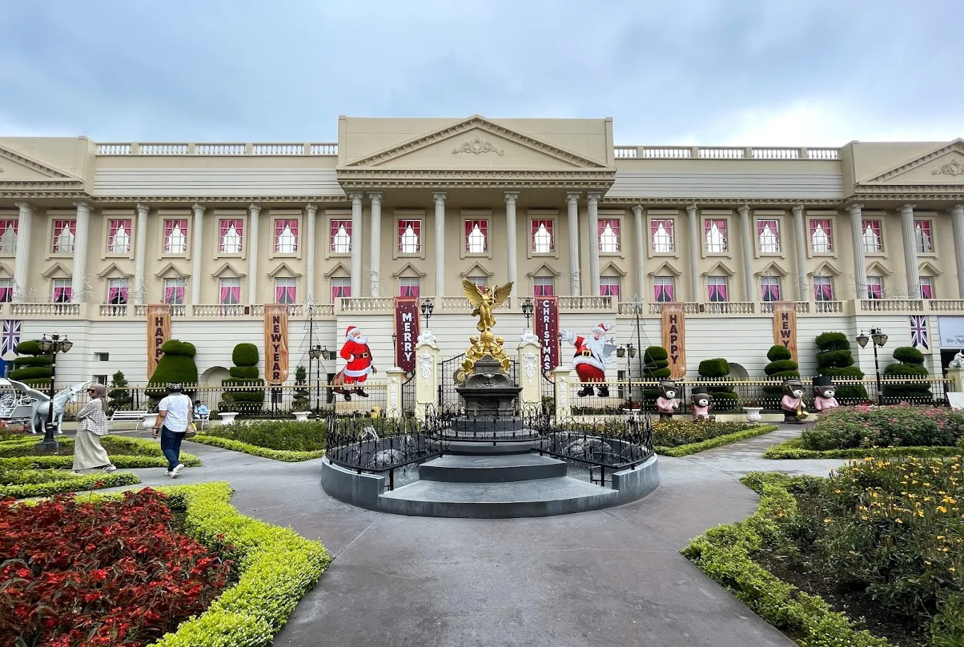 MENARIK: Museum Angkut, zona Eropa yang didesain seperti berada di luar negeri sungguhan.