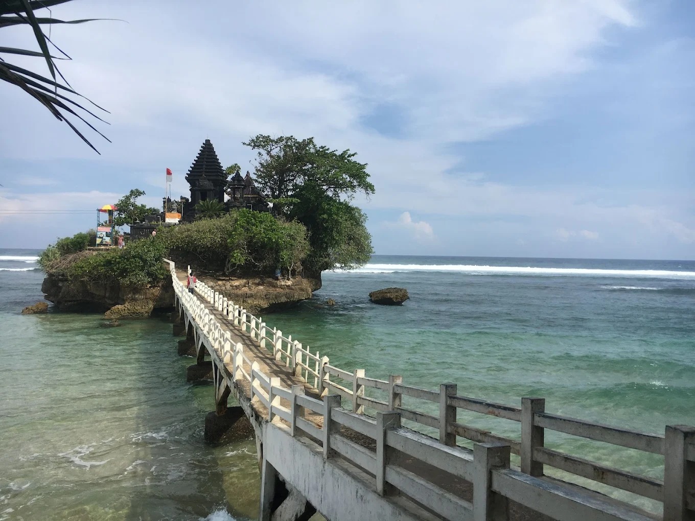 IKON WISATA: Pantai Balekambang yang sudah lama dikenal sebagai salah satu ikon wisata di Malang bagian selatan.