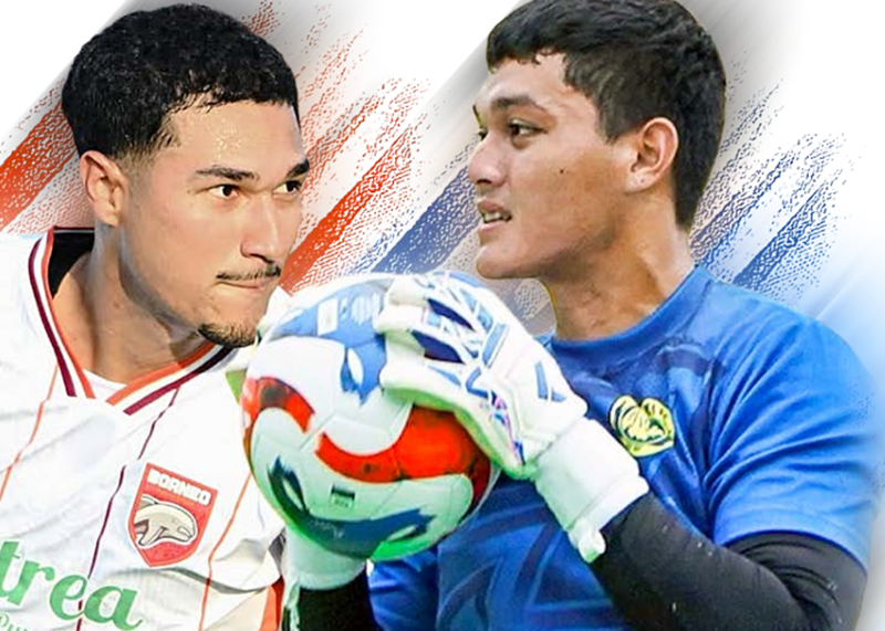 HARUS KERJA KERAS: Kiper Arema FC Adi Satryo (kiri) dituntut bisa meredam ancaman dari penyerang asing Borneo FC. Salah satunya dari Juan Vila.