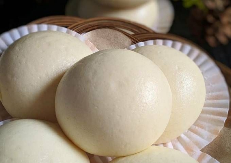 FLUFFY: Bakpao lembut dengan aroma pandan khas jadi camilan favorit warga Lamongan.