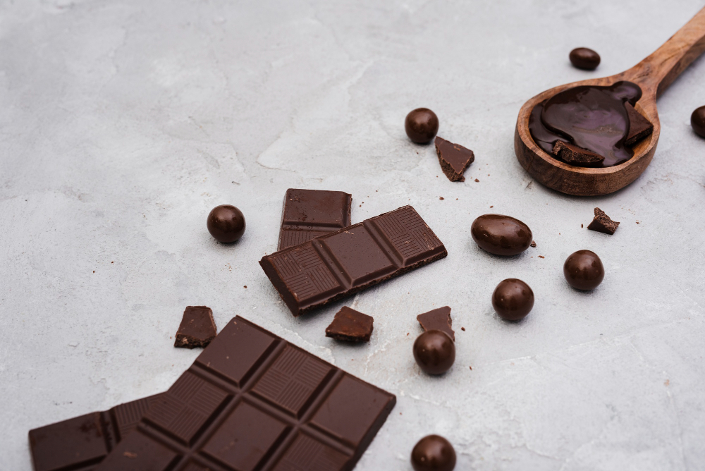 LEZAT DAN MENYEHATKAN: Dark chocolate, camilan nikmat dengan segudang manfaat untuk tubuh dan pikiran.