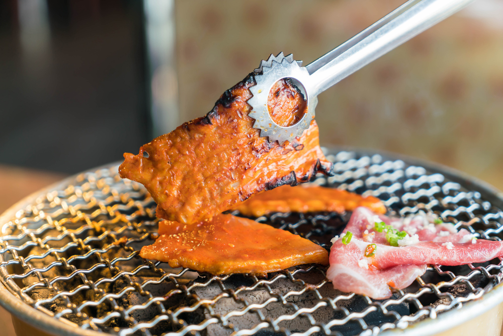 TANPA REPOT: Tempat penyewaan alat grill yang siap membantu kamu menikmati pesta bakar-bakar tanpa repot.