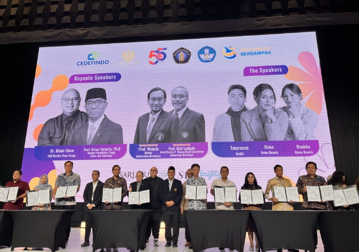 SINERGI: UB menggandeng 13 partner industri yang hadir dan sepakat berkerja sama dalam Research and Innovation Day 2025, siang ini (31/10).