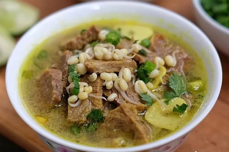 SOTO: Ini Beberapa Spot Soto Daging di Surabaya yang Wajib Kalian Coba!