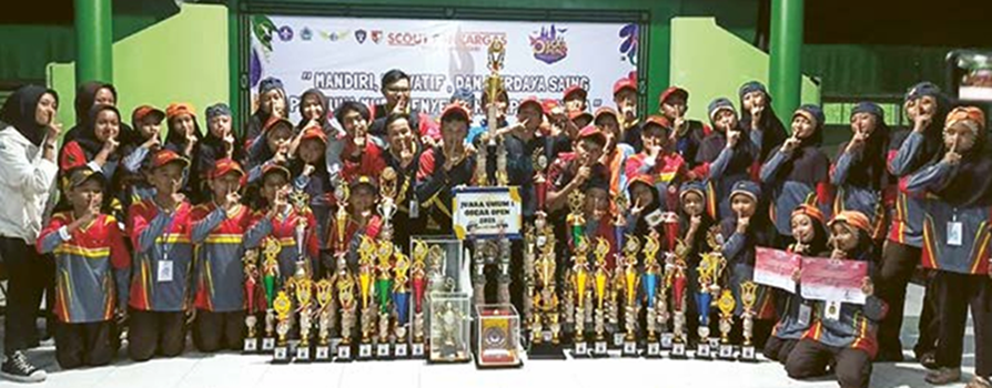 ON FIRE: Siswi MI Miftahul Huda Sukolilo Kecamatan Jabung, Kabupaten Malang meraih prestasi gemilang di  Oscar Open Jatim 2025.