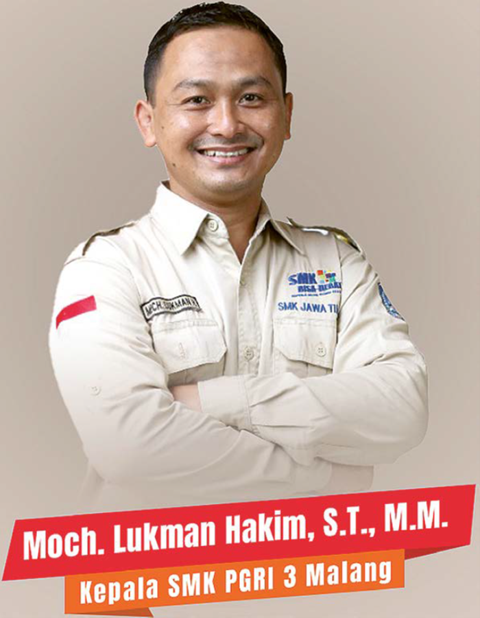 SANG PENDIDIK: M. Lukman Hakim mengantarkan SMK PGRI 3 Malang meraih berbagai prestasi