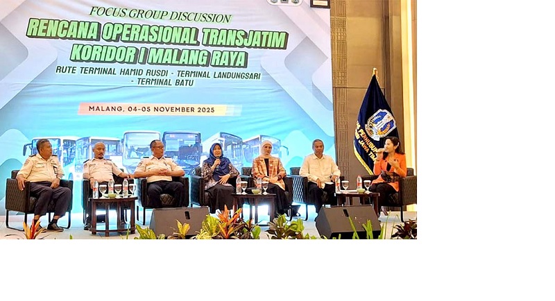 SEGERA LAUNCHING: Dishub Jatim menggelar focus group discussion untuk memastikan kesiapan operasional Bus Trans Jatim Koridor I Malang di Hotel Harris, Selasa malam (4/11).