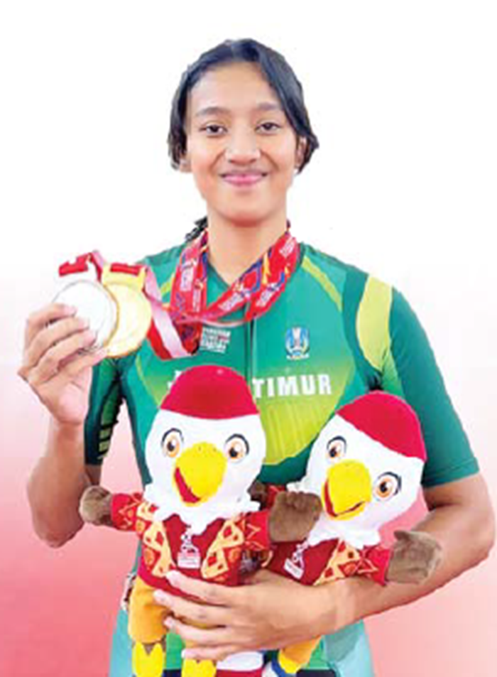 KONSISTEN: Balqis Humairah berhasil meraih tiga medali dalam ajang POPNAS 2025 di Jakarta International Velodrome, Jakarta Timur, 3 November lalu.