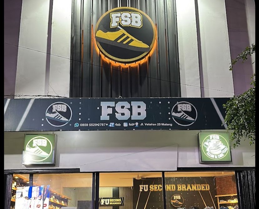 Tampak depan toko FSB Malang