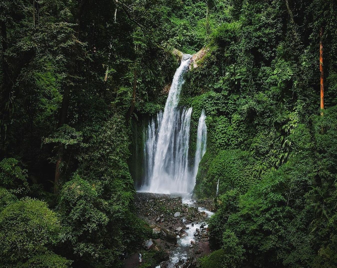 INDAH: Air terjun Tiu Kelep, salah satu air terjun di Lombok Utara.