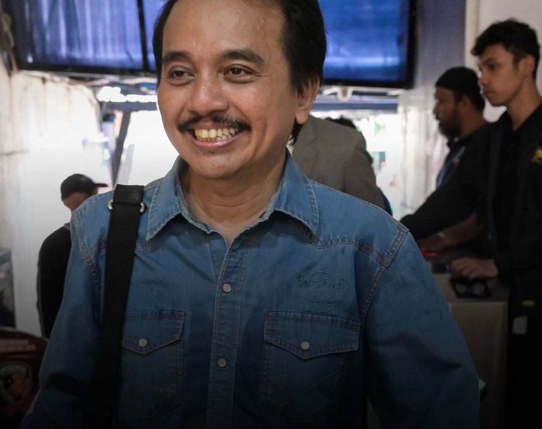 Potret Roy Suryo yang menjadi tersangka ijazah palsu Jokowi.