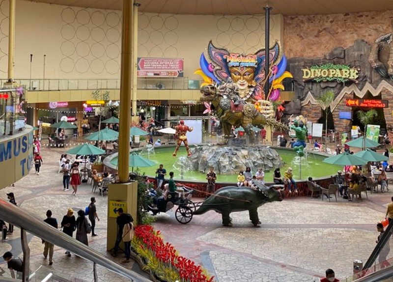 WISATA EDUKATIF: Suasana jawa timur park 3