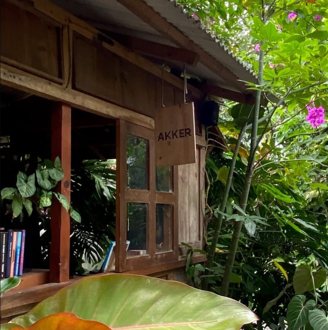 NYAMAN DAN ADEM: Kafe di Batu ini punya vibes yang homey dan serasa di taman