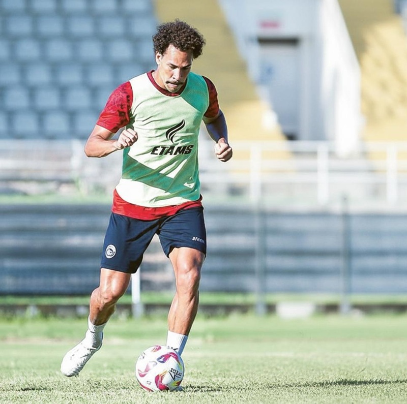 PROGRES POSITIF: Pablo Oliveira diperkirakan akan kembali ke Malang pada bulan November ini.