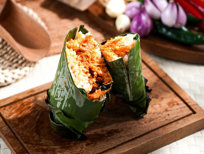 WANGI LEZAT: Nasi bakar daun pisang dengan rasa lezat dan wangi yang menggugah selera.