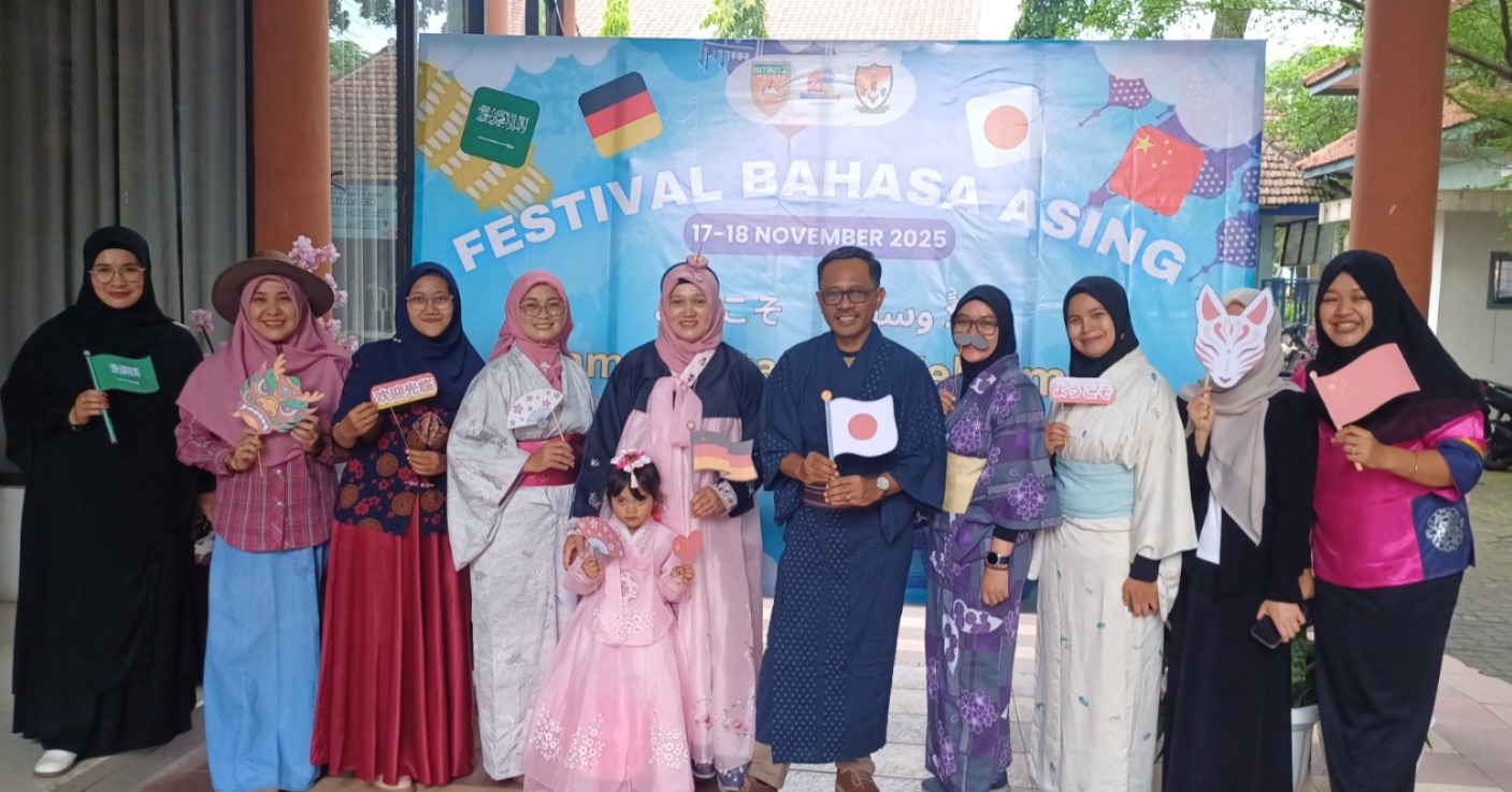 INOVATIF: Festival Bahasa Asing Terbesar yang digelar SMKN 2 Malang di Hall Student Center Pertamina, pada 17-18 November.