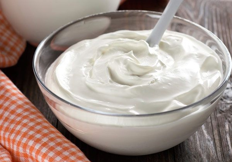 SEHAT: nikmati manfaat probiotik setiap hari dengan yogurt creamy ini.
