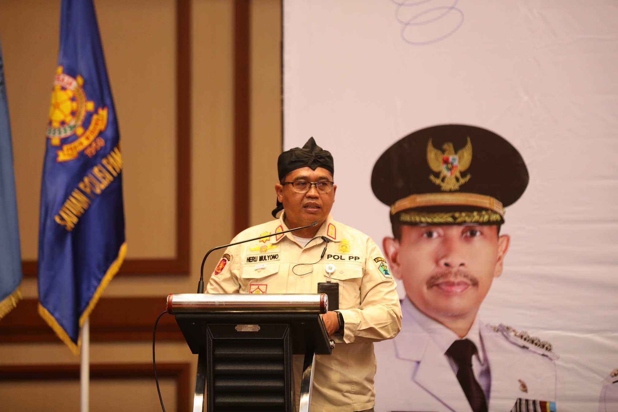 TEGAS: Kepala Satpol PP Kota Malang Heru Mulyono memberikan sambutan pembuka.