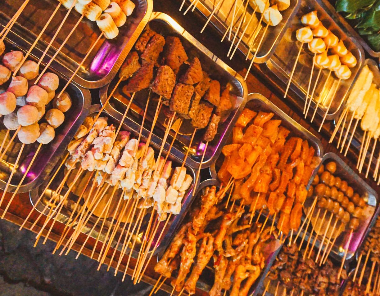BERAGAM: Jenis sate-satean di angkringan yang bebas kamu pilih.