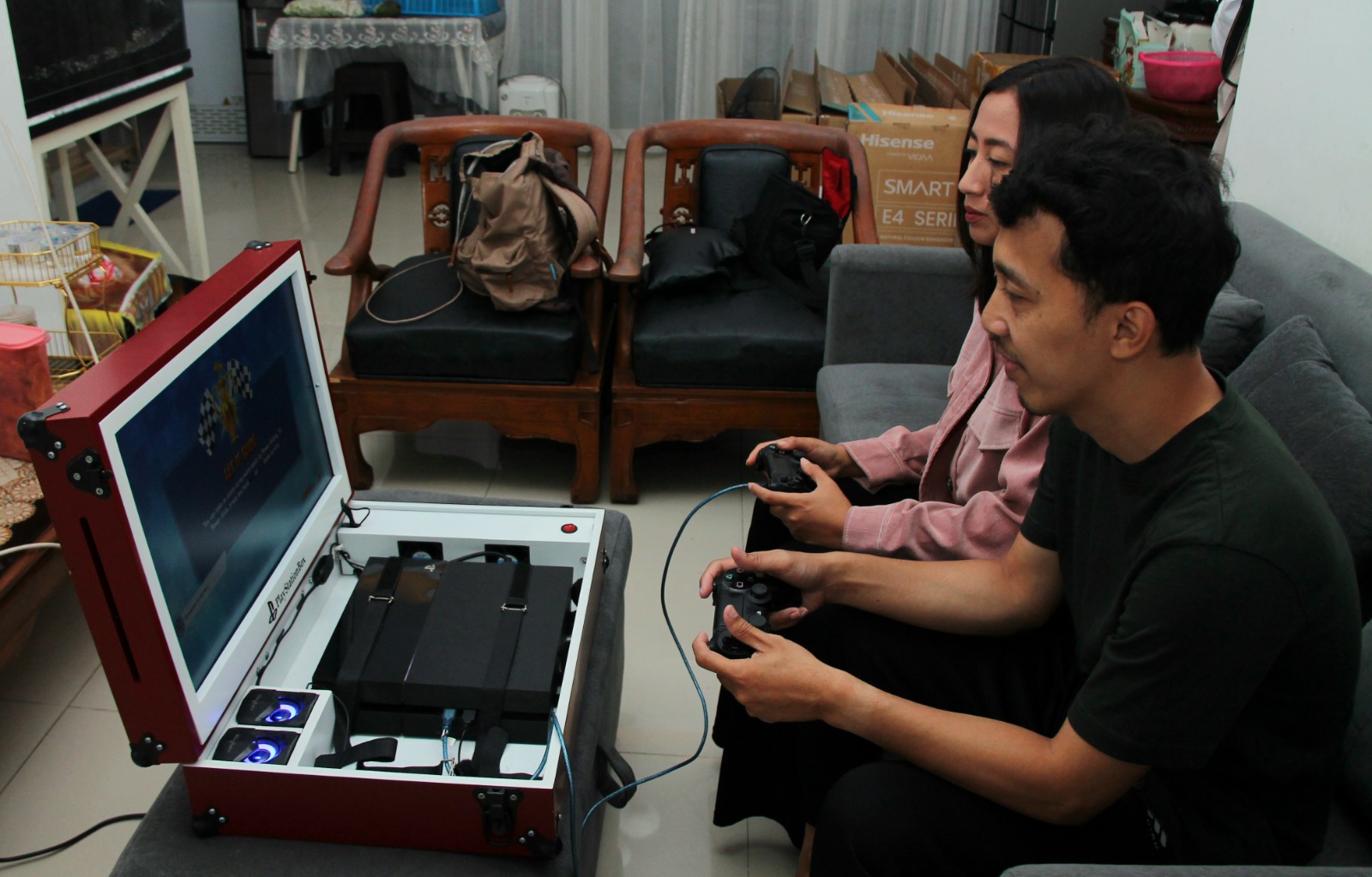 BANYAK DICARI: Tren  playbox di Kota  Malang tengah  digandrungi  anak muda karen  bisa membuat  tongkrongan tidak  membosankan.