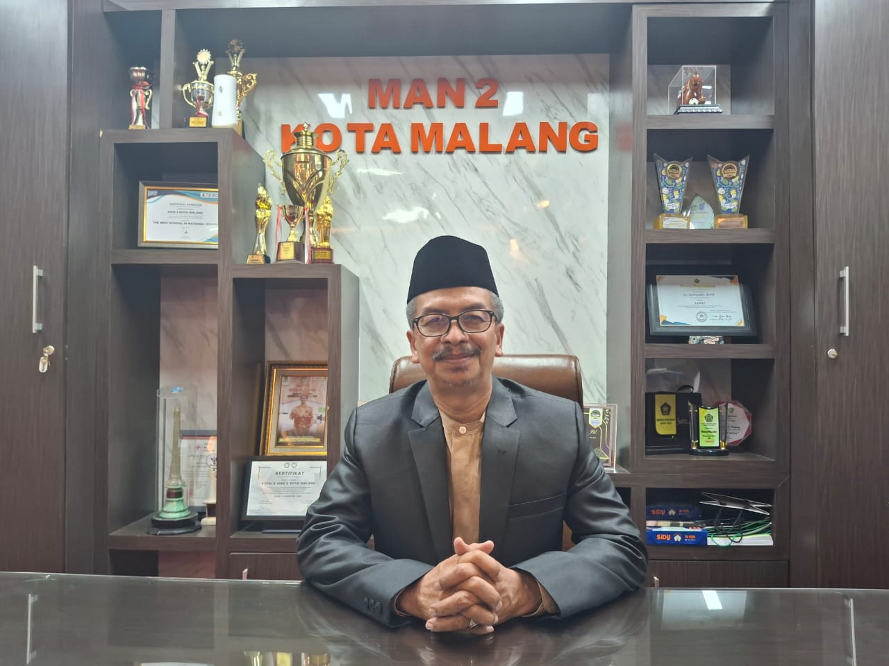 Dr H Samsudin MPd, Kepala MAN 2 Kota Malang
