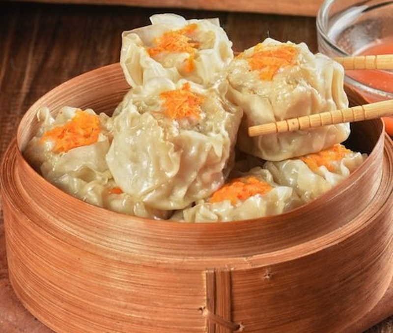 LEMBUT: Dimsum yang kukusannya pas, berisi daging pilihan, dan memberikan gigitan hangat penuh kenikmatan di setiap suapan.