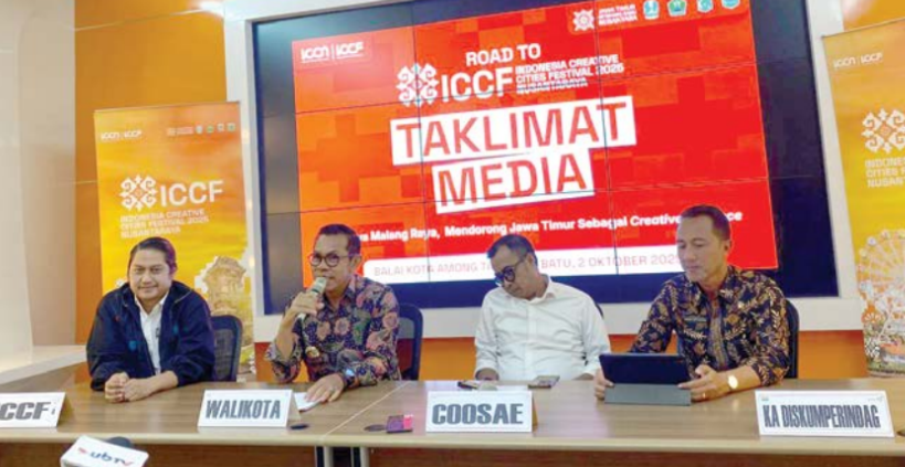 JUMPA PERS: Wali Kota Batu Nurochman bersama para stakeholder ICCF 2025 menjawab pertanyaan dari awak media pada Kamis lalu (2/10).