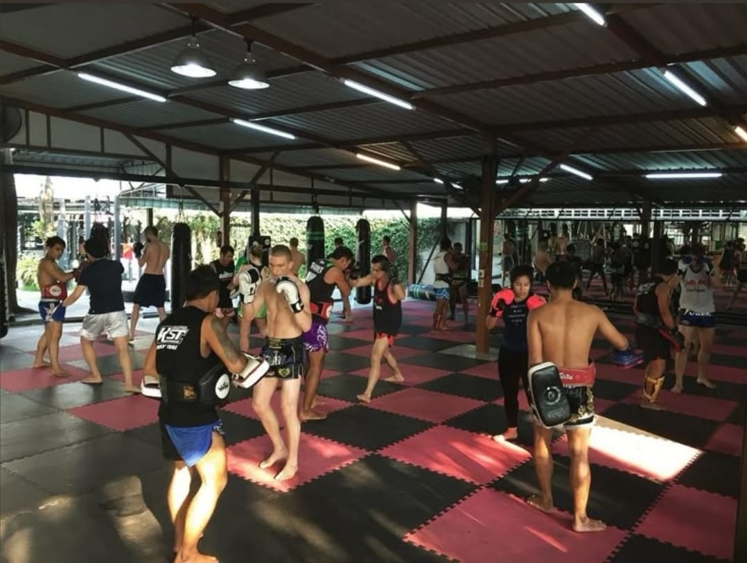 BELA DIRI: Olahraga muay thai menjadi salah satu opsi seni bela diri yang menyenangkan untuk dipelajari