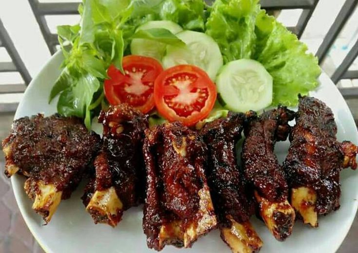 LEMBUT: Rekomendasi iga bakar dengan daging yang lembut dan nikmat di Malang