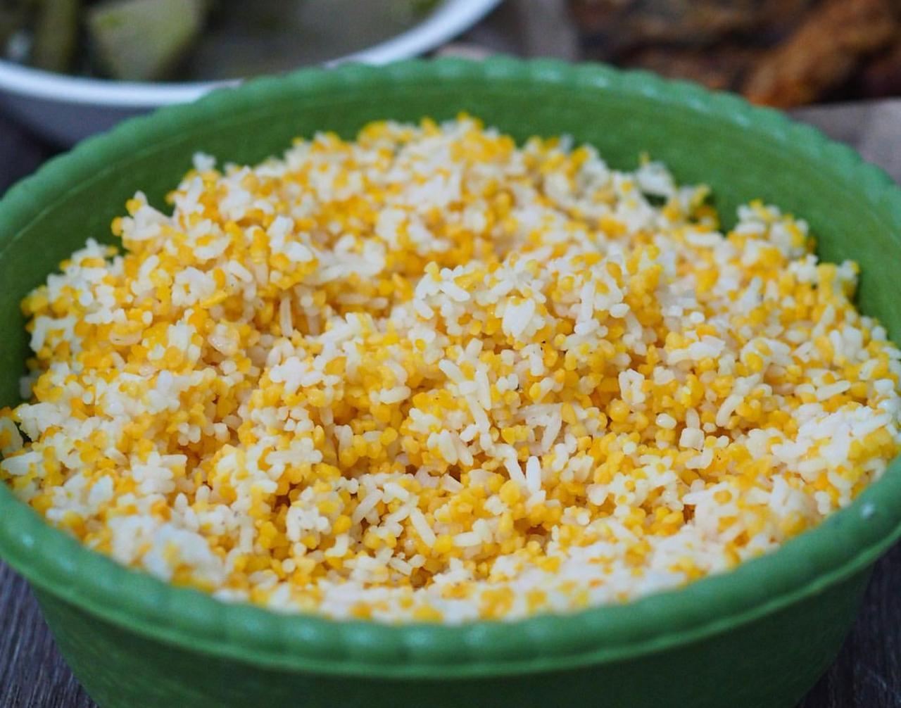 Ilustrasi nasi jagung yang cocok dikonsumsi saat sarapan.