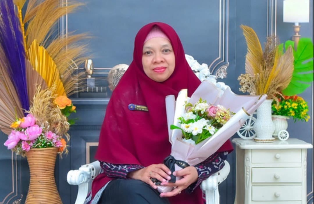 MOTOR UTAMA: Kepala SMA Aisyiyah Boarding School Malang (ABSM) Ekanita Rakhmah, S.Pd menjadi menorehkan banyak prestasi di SMA ABSM.