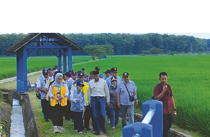 TINGKATKAN FUNGSI: Saluran Irigasi Molek di Kepanjen jadi salah satu titik yang mendapat perhatian dari Dinas PU SDA Kabupaten Malang tahun ini.