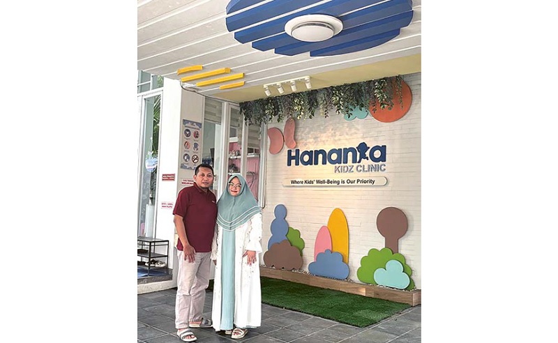 PENDIRI: Zakiyah Rahmani bersama sang suami Dicky Faturachman membangun bersama Hanania Kids Clinic atas dasar kecintaannya pada tumbuh kembang anak.