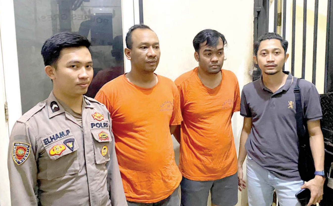 BIKIN RESAH: Unit Tipidter Satreskrim Polres Gresik mengamankan dua pengelola aplikasi GO Matel-Data R4 Telat Bayar kemarin.