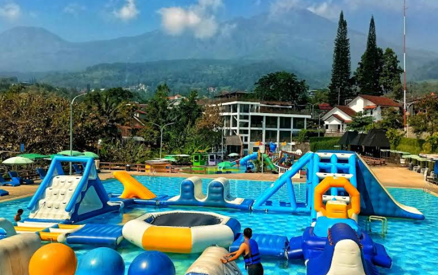 WISATA ALAM: kolam renang watu gedhe aquapark