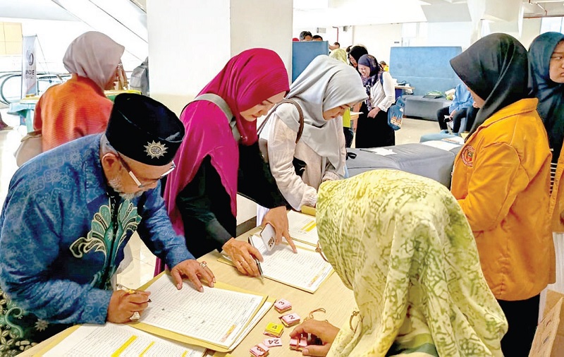 KONEKSI: Kehadiran wali siswa SMP Muhammadiyah 2 Inovasi Malang pada Penerimaan Laporan Hasil Belajar jadi bukti sinergi antara sekolah dengan orang tua.