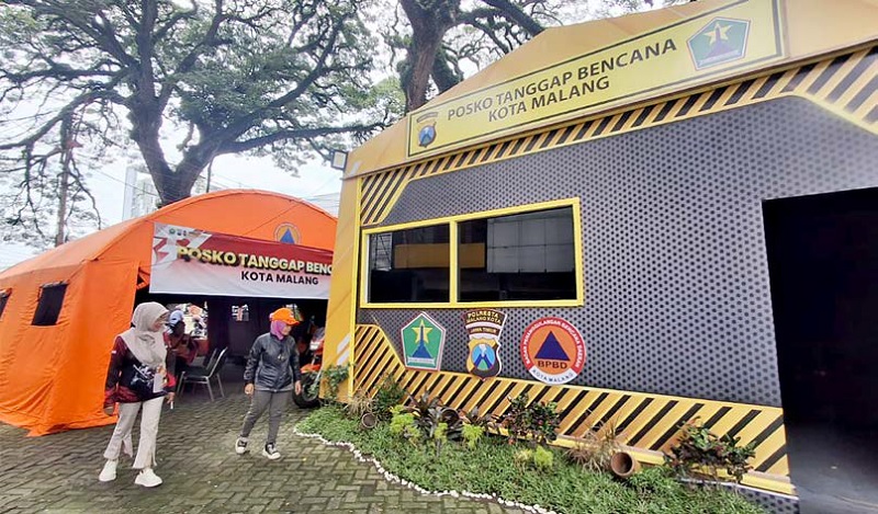 LANGKAH ANTISIPASI: Pos bencana di Jalan Ciliwung, Blimbing bakal dibuka kembali pada 15 Januari nanti.