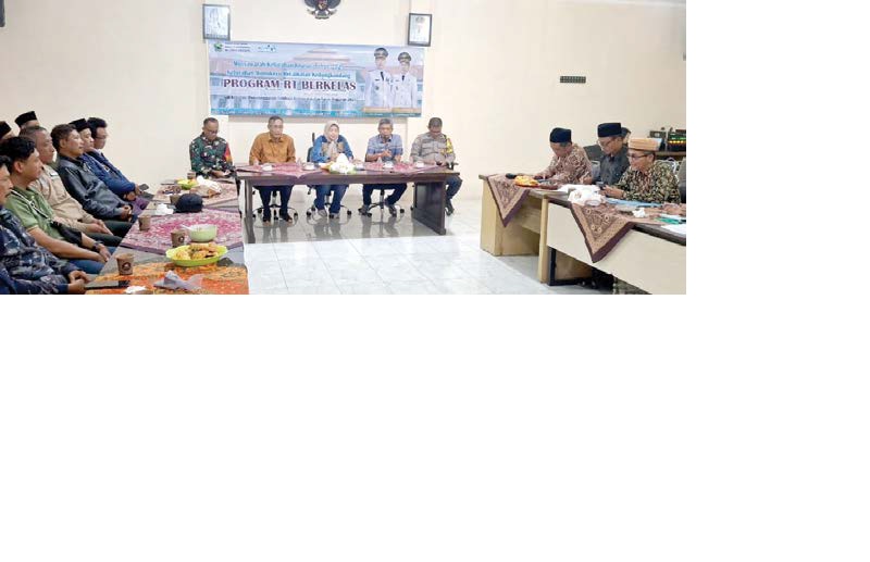 BAHAS BERSAMA: Ketua RT se-Kelurahan Wonokoyo mengikuti musyawarah Program RT Berkelas pada November 2025 lalu.