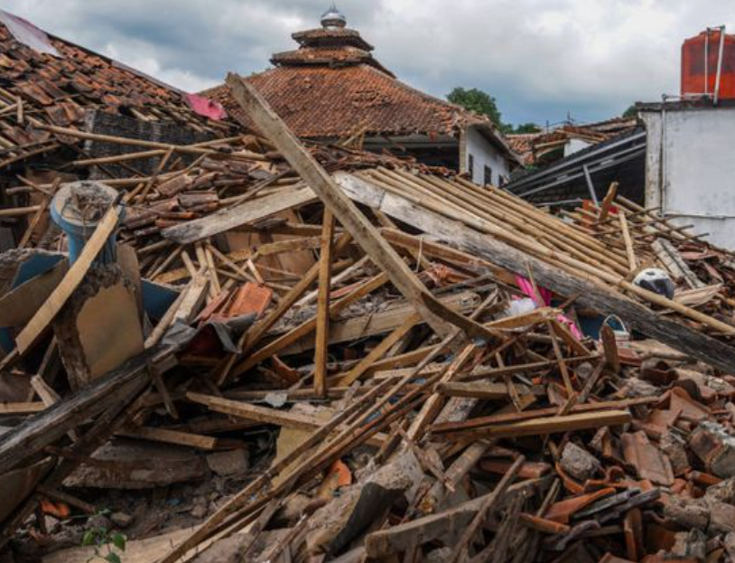 Ilustrasi Bencana Alam Gempa