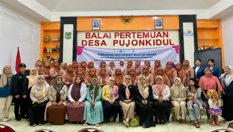 SOLID - Tim Pengabdi Jurusan Kebidanan dan Tim INEY Pusat Pada Kegiatan Pelatihan Peningkatan Kapasitas Kader