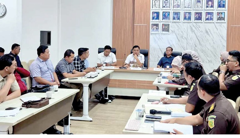 MENYAMAKAN PEMAHAMAN: Kejaksaan Negeri Kota Malang bersama Polresta Malang Kota menggelar rapat koordinasi terkait penerapan KUHP pada Kamis (8/1) lalu.