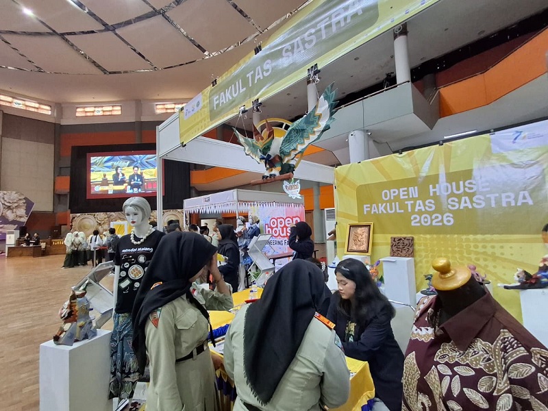 TAHAP PENGENALAN: Universitas Negeri Malang (UM) menggelar open house di Gedung Graha Cakrawala pada 21 Januari sampai kemarin (22/1). Itu dilakukan untuk memperkenalkan prodi hingga kegiatan