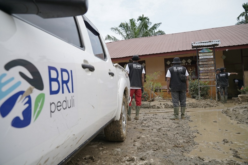 Dukung Pemulihan Pascabencana, Relawan BRI Peduli Terjun Langsung &ldquo;Bersih-bersih Sekolah&rdquo; di Aceh Tamiang