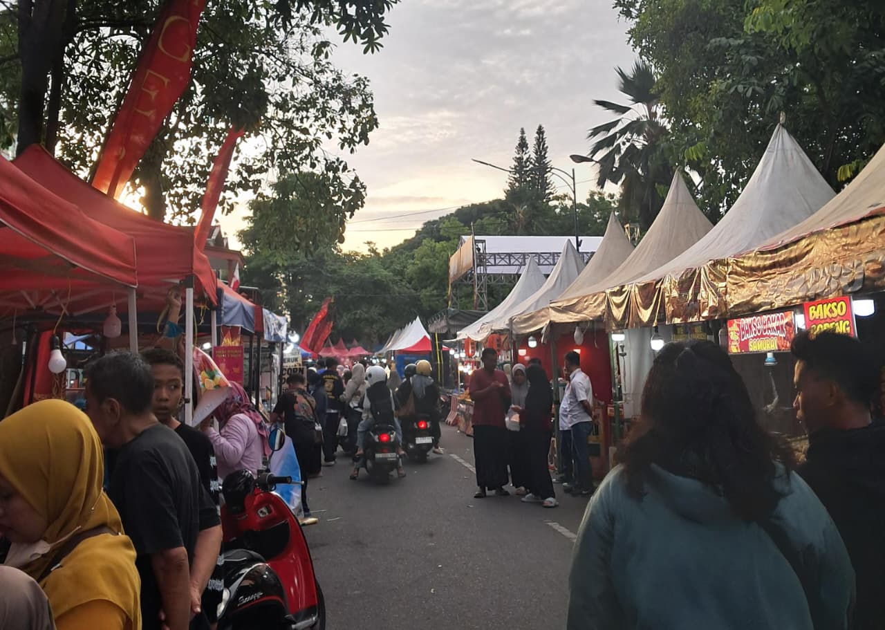 Momen Ramadan semakin seru bareng bestie. (Intan Nurlita Dewi - Radar Malang)