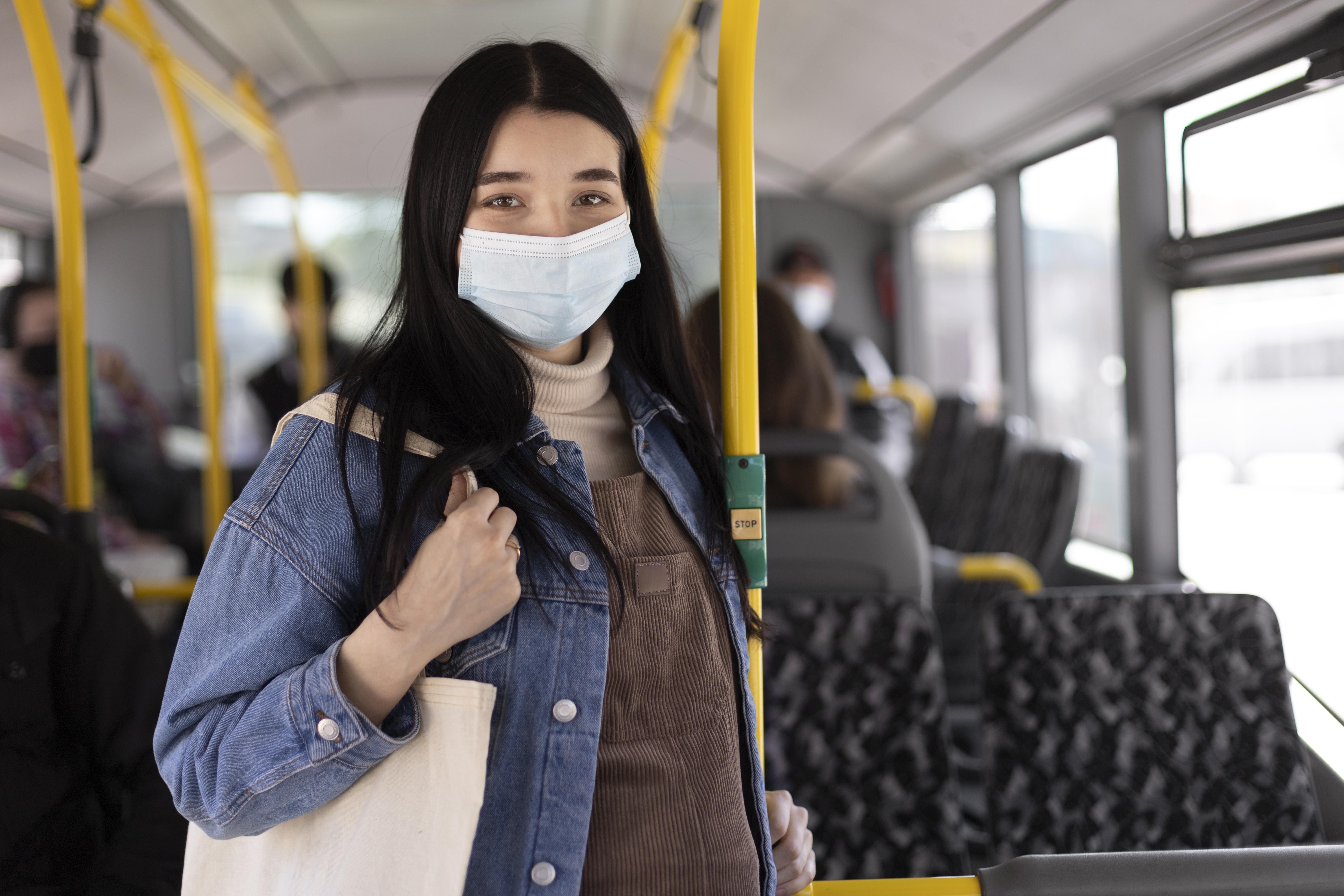 MELEK TRANSUM: Program angkot gratis untuk pelajar oleh Pemkot Malang diharapkan meningkatkan kesadaran masyarakat tentang manfaat transum. (Freepik)