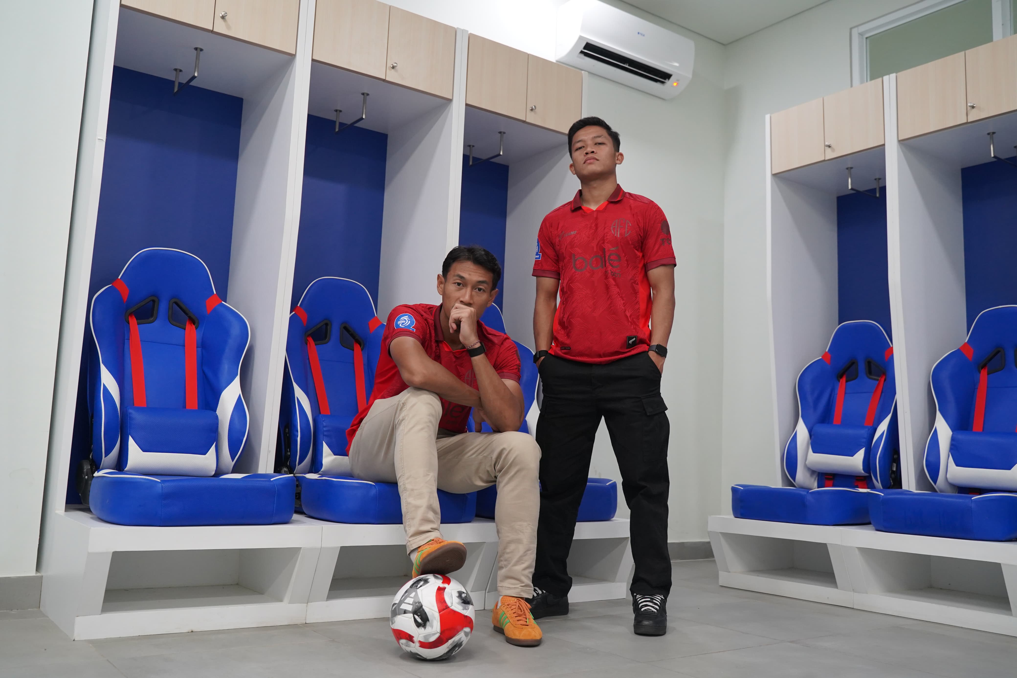 Arema FC memperkenalkan Hansamu Yama dan Rio Fahmi. (MO Arema FC for Radar Malang)