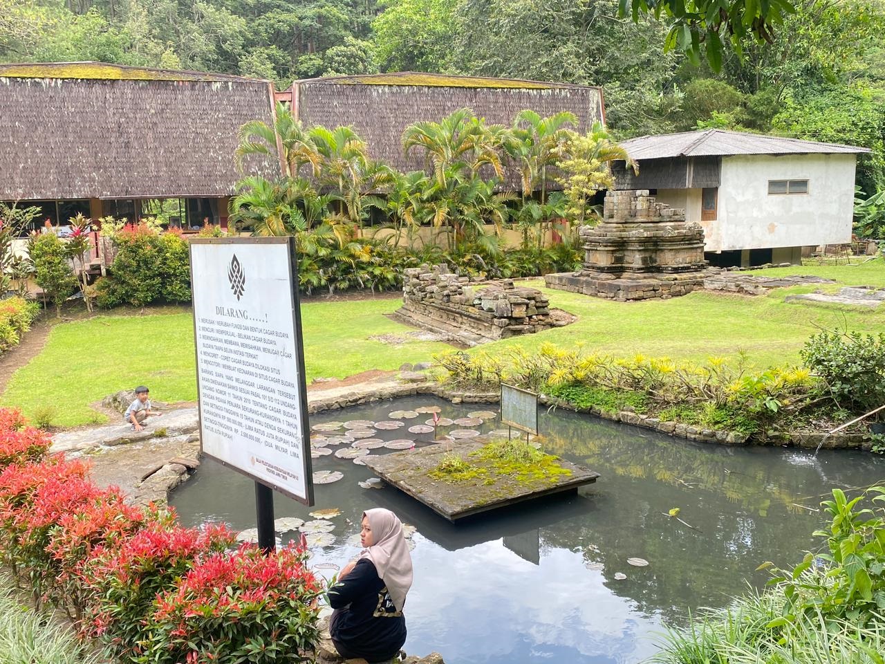TERKENDALA ADMINISTRASI: Candi Songgoriti jadi salah satu objek wisata di Kawasan Songgoriti yang belum bisa dimaksimalkan.