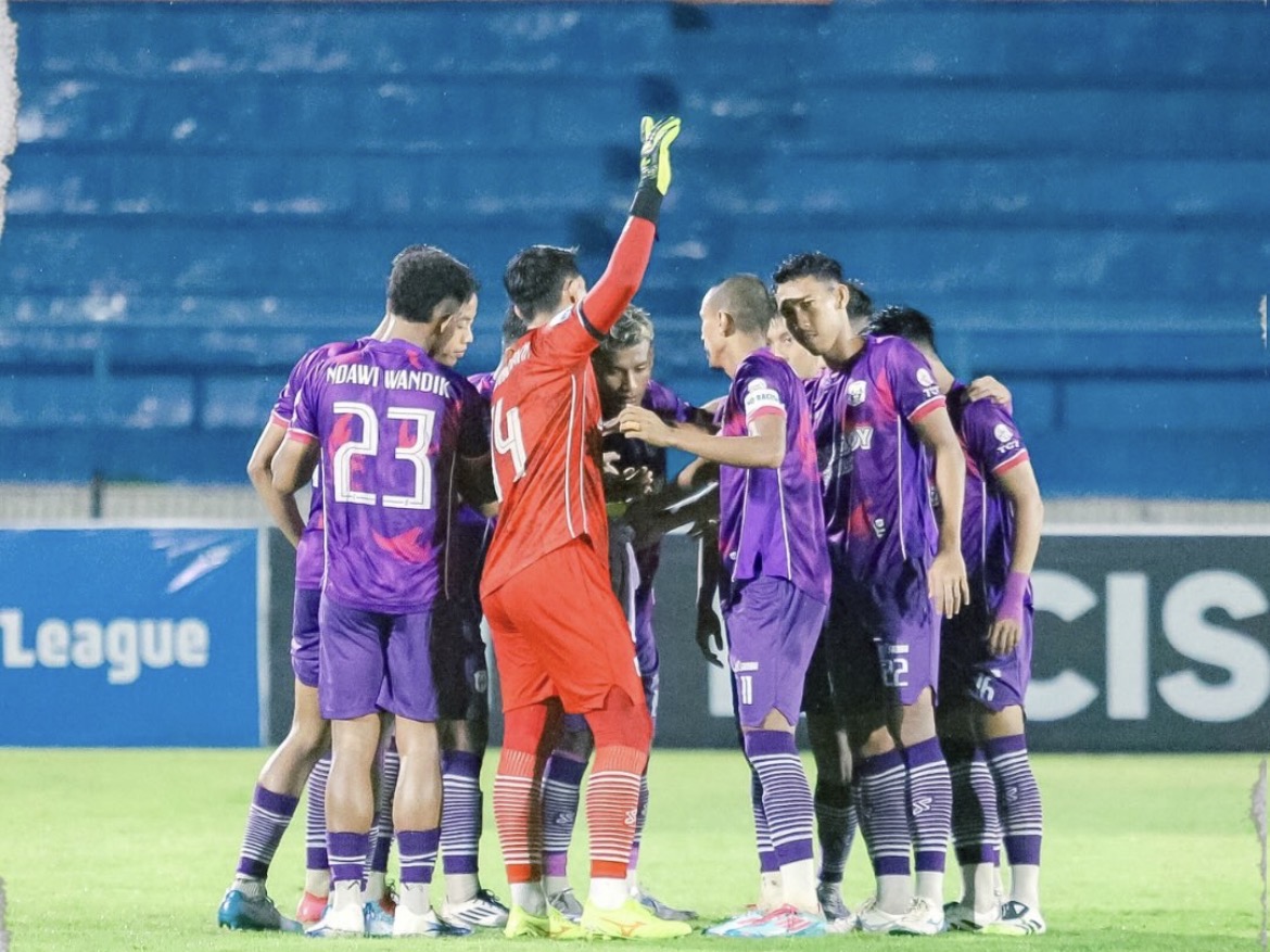 SANG PHOENIX KEMBALI: Keberhasilan promosi ke Liga 2 menjadi jawaban atas dedikasi manajemen dalam membangun kembali kejayaan klub dari kasta terbawah. (Instagram @rans.nusantara)